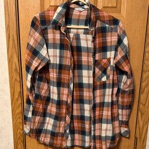 Women’s Plaid Flannel Shirt